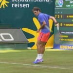 El espectacular tiro de Roger Federer en Halle 2015